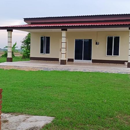 Heal Inn Roomstay- Islamic Guest Kangar Exterior photo