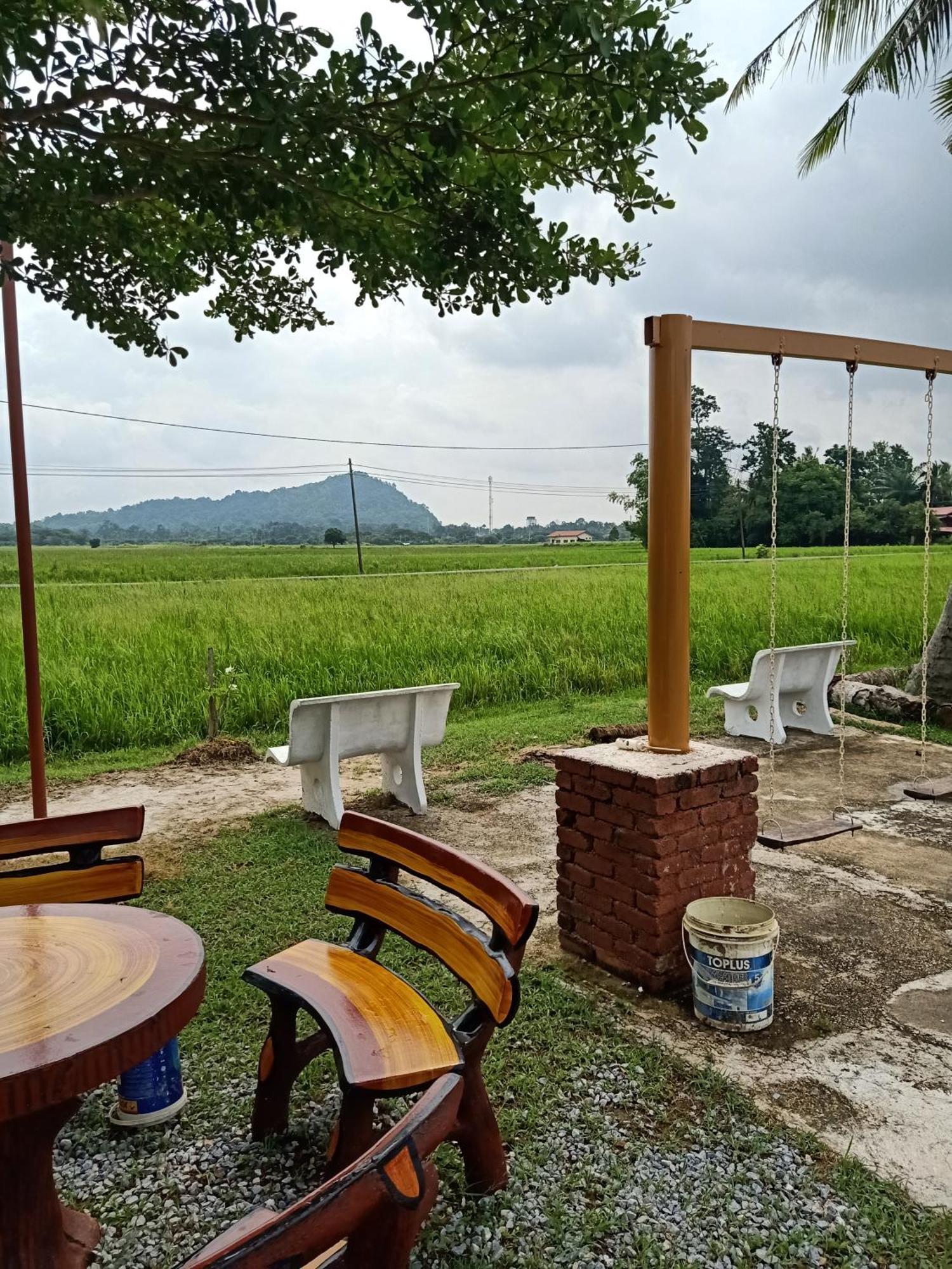 Heal Inn Roomstay- Islamic Guest Kangar Exterior photo
